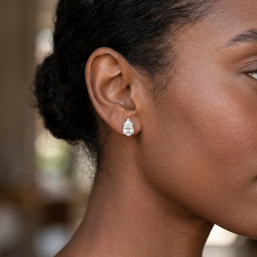 Kaia - pear diamond stud earrings